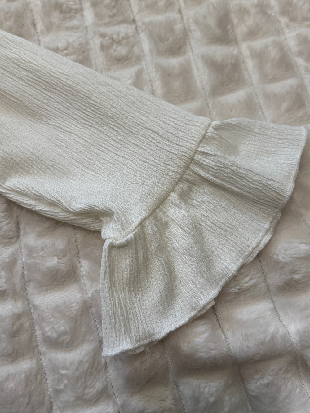 Maeve White Ruched Button-Down Blouse - Picture 4 of 7